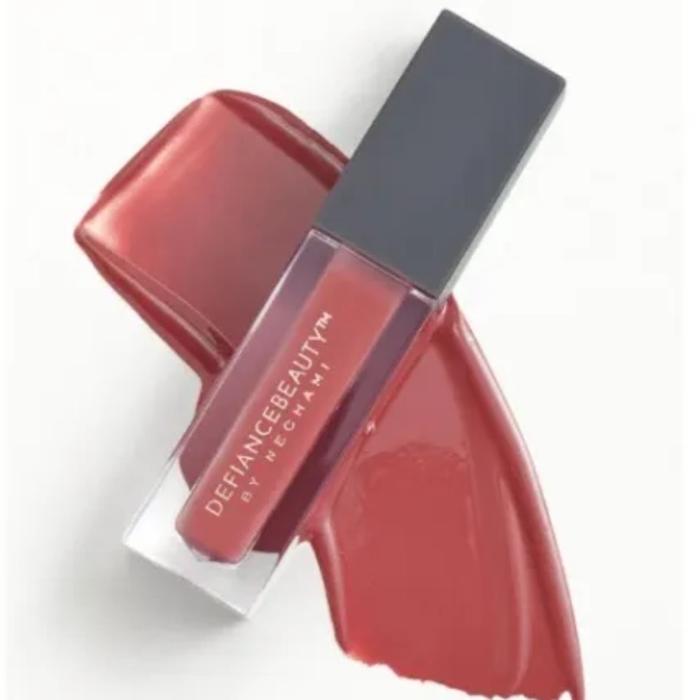 Defiance Luminous Liquid Lipstick, Warrior (4.3 ml)